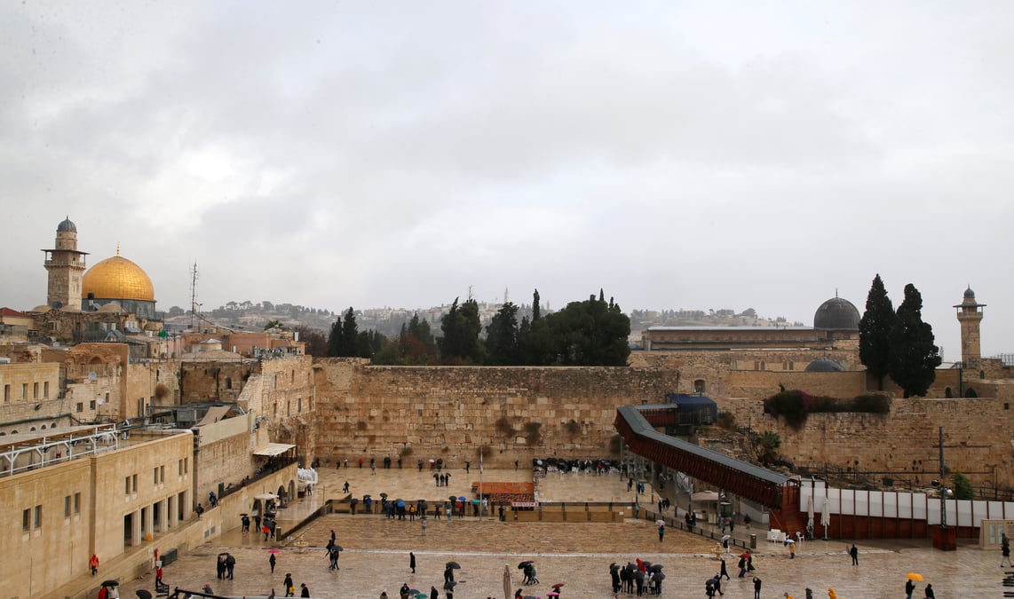 Jerusalem doit etre la capitale d'israel et d'un etat palestinien, selon l'ue
