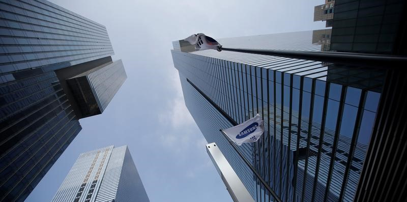 Les bureaux de samsung perquisitionnes