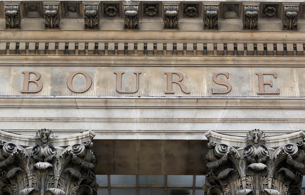 Les bourses europeennes finissent dans le rouge