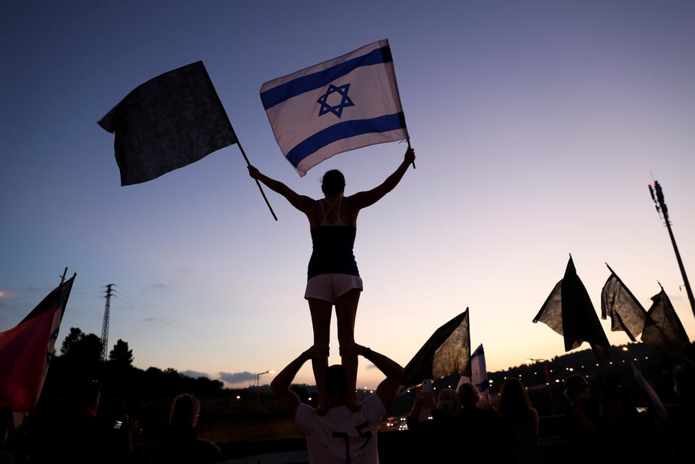 Israel et le maroc acceptent de normaliser leurs relations sous l'egide des usa