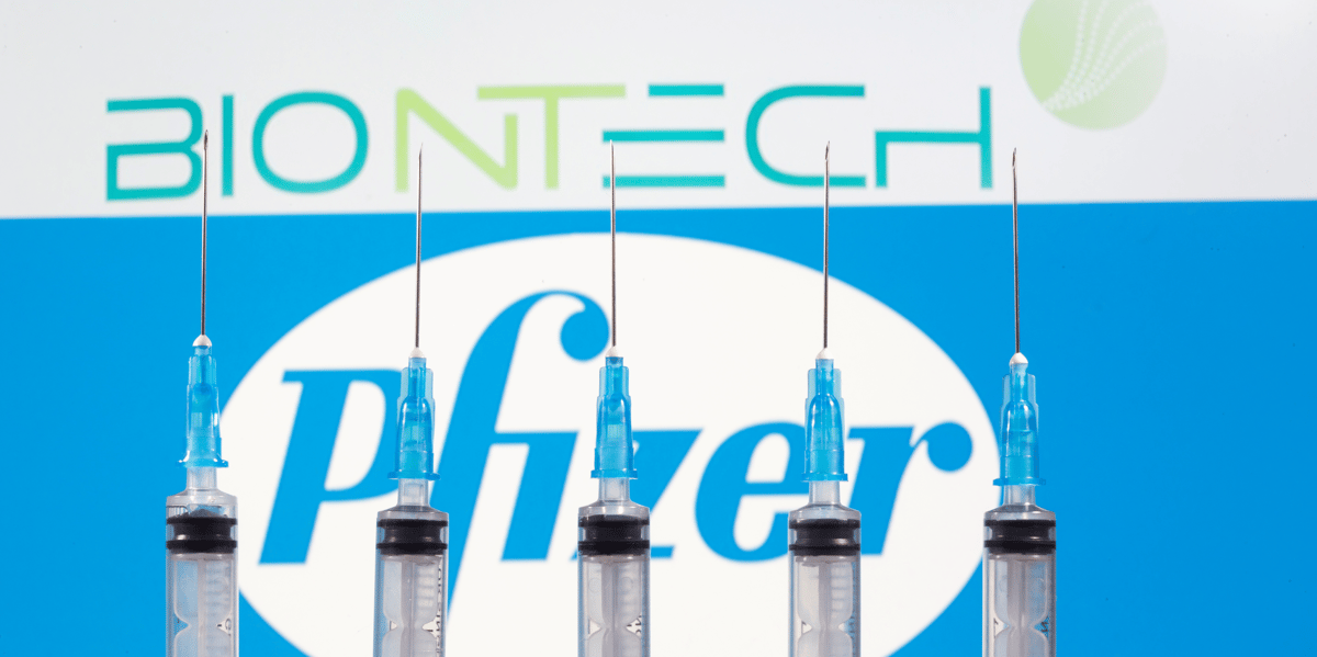 Covid-19: accord entre pfizer et la commission europeenne sur la livraison de 300 millions de vaccins
