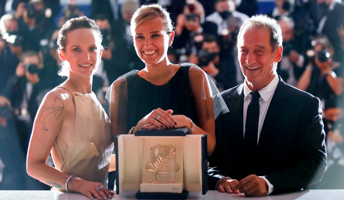 Cannes: la palme d'or pour le film choc francais "titane"