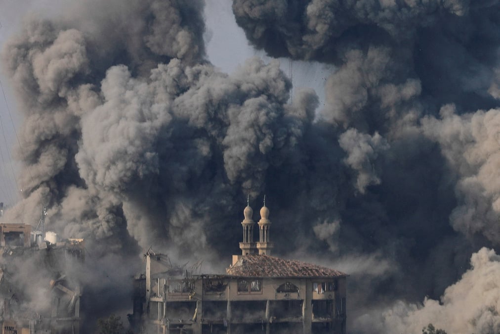 Israel frappe gaza