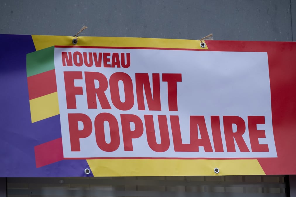 Jean-Luc Mélenchon estime que « le président a le devoir d'appeler le Nouveau Front Populaire à gouverner ».