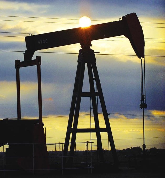 Le petrole a un pic de l'annee a new york
