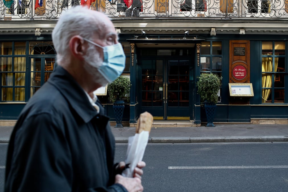 L'academie de medecine appelle les francais a porter un masque sans attendre