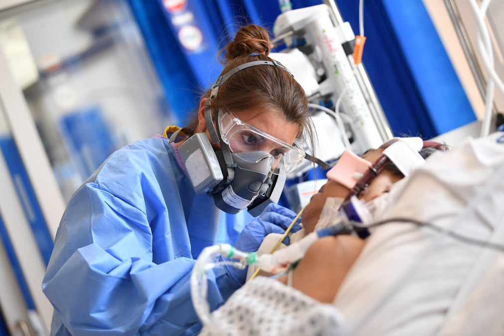 Coronavirus: au royaume-uni, nombre de cas record depuis mi-novembre
