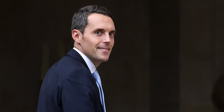 Alexandre Portier était au ministère de l’Éducation lundi lors de la passation de pouvoir.
