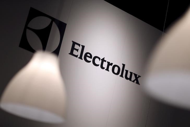 Electrolux: resultat meilleur que prevu, demande revue en baisse