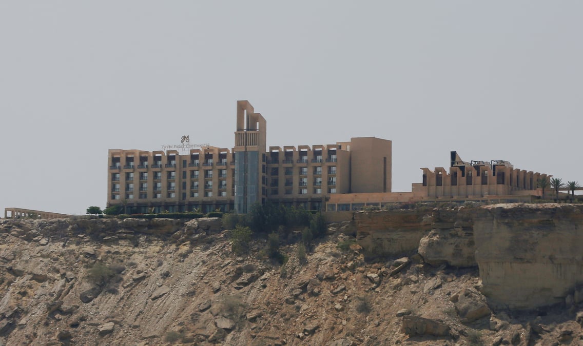 Hotel attaque au pakistan: les trois assaillants ont ete tues