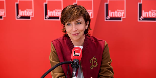 Rebecca Manzoni, journaliste et chroniqueuse musicale