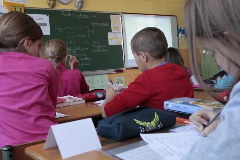 L'education radie 26 agents condamnes pour atteinte sur mineur
