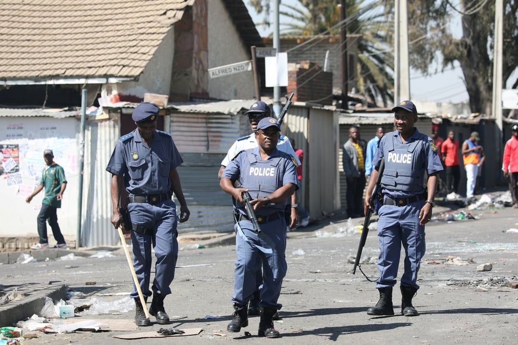 Violences xenophobes en afrique du sud: la tanzanie suspend ses vols
