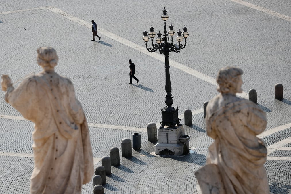 Un juge du vatican met en examen 10 personnes dont un cardinal italien