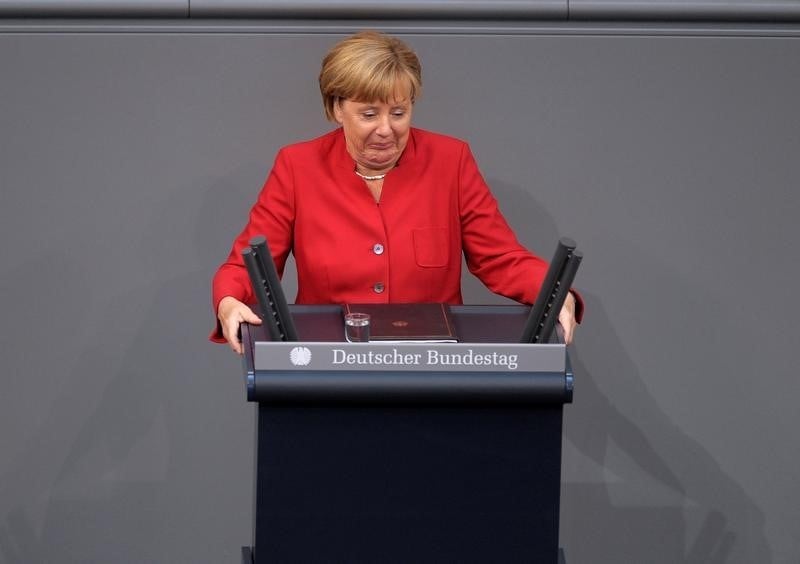 Angela merkel defend sa politique migratoire