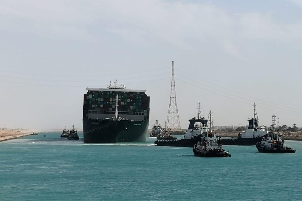 Reprise du trafic dans le canal de suez