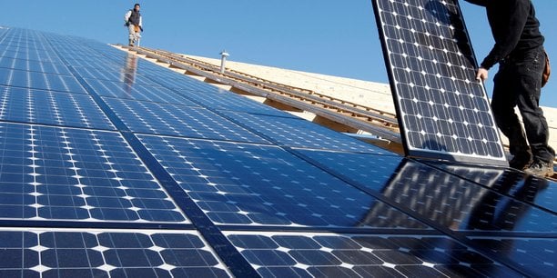 Les adhérents de l’Afilog veulent installer, en cinq ans, 5 millions de mètres carré de panneaux solaires sur les entrepôts, de quoi produire autant qu’un réacteur nucléaire mais la marche est haute.