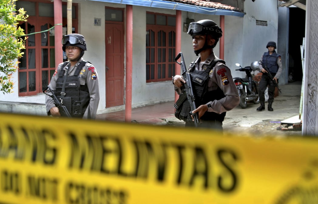 Douze arrestations apres les attaques de jeudi a djakarta