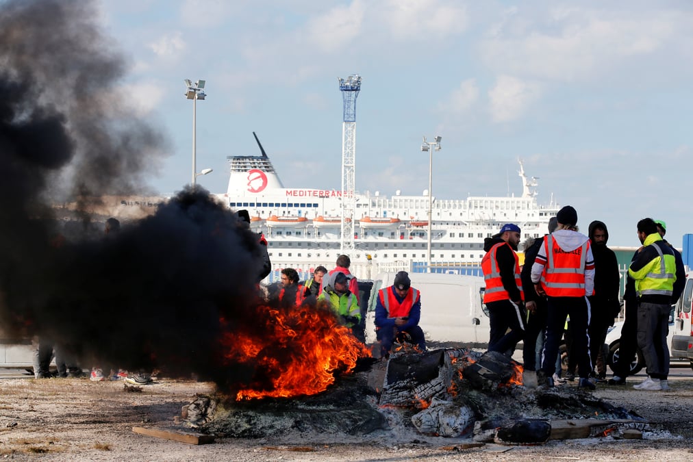 Manifestation syndicale pour influer sur le "grand debat"