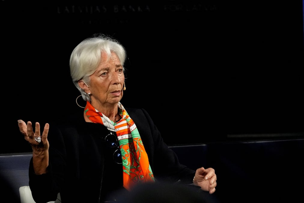 La presidente de la bce, christine lagarde, participe a une conference economique a riga
