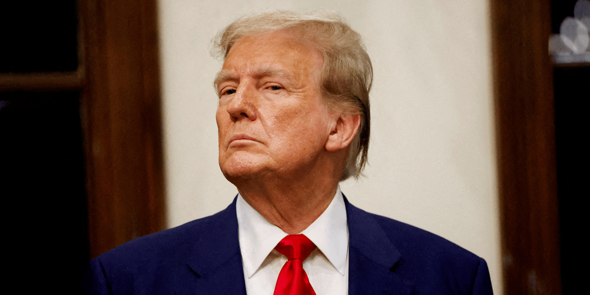 Le candidat republicain a l'election presidentielle et ancien president des etats-unis donald trump a son trump international golf club a west palm beach