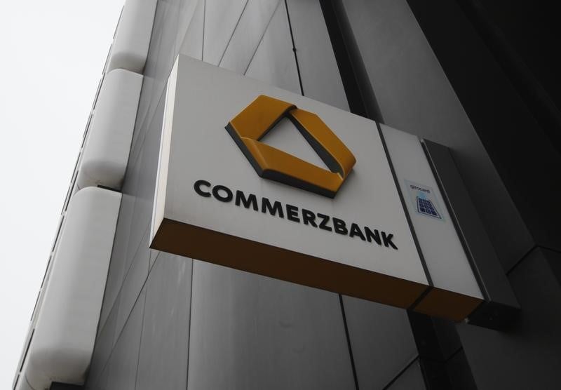 Commerzbank n'est plus en course pour deutsche bank pologne