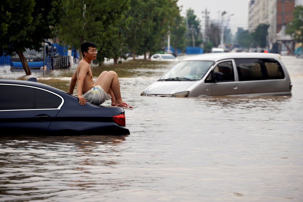 Le bilan des inondations dans le henan s'eleve a 302 morts