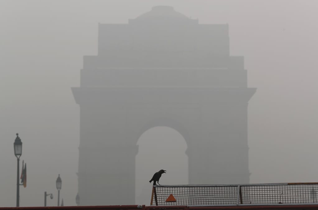 New delhi suffoque sous un nuage de pollution