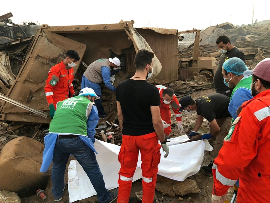 Beyrouth en etat de choc, le bilan de l'explosion s'alourdit a 135 morts