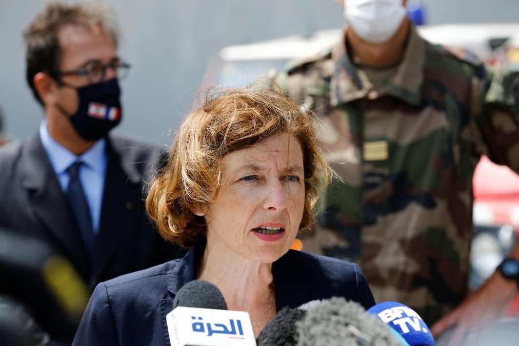 Liban: le porte-helicopteres francais tonnerre dans le port de beyrouth