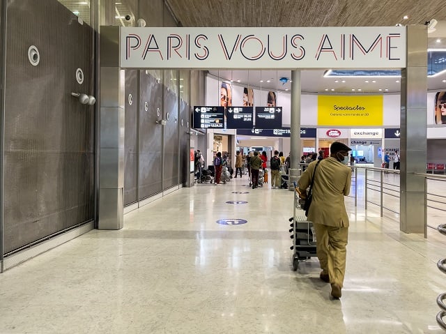 Paris aeroport