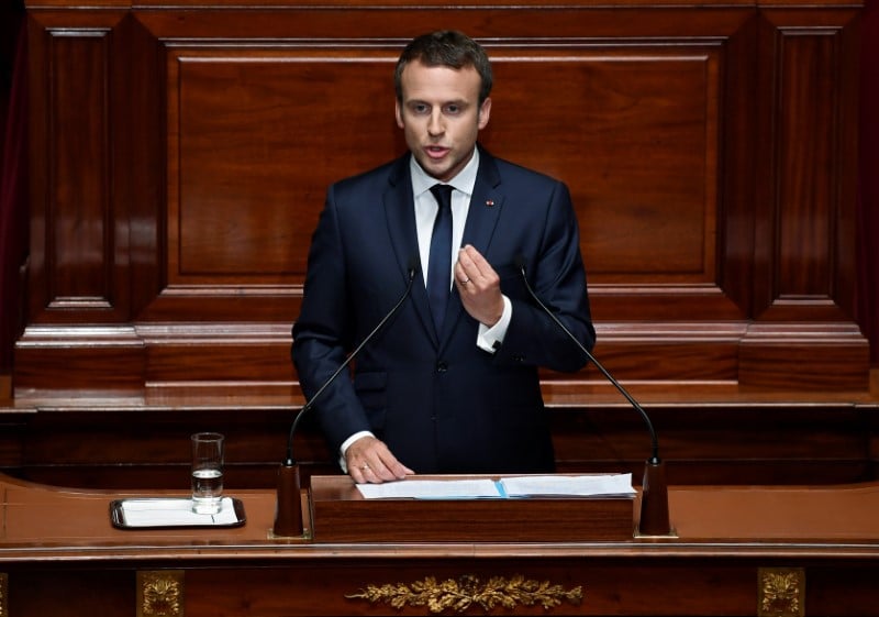 Un quart de sondes convaincus par les discours de macron et philippe