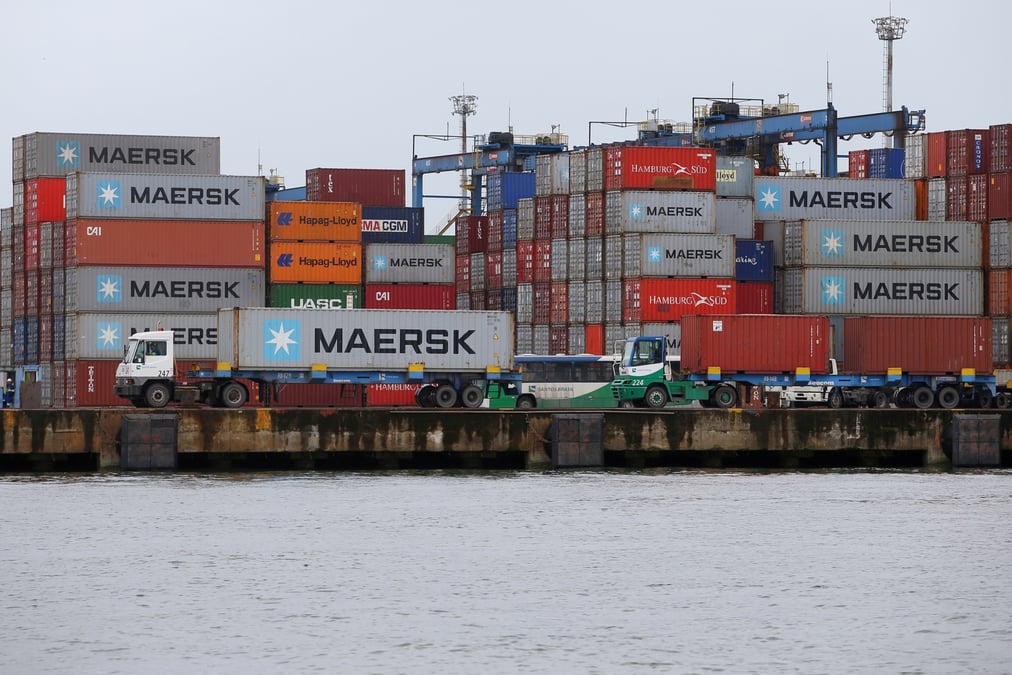Des conteneurs Maersk dans le port de Santos, au Brésil