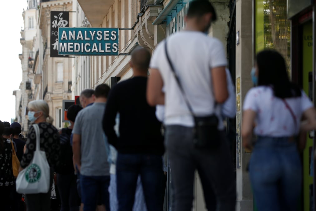 Coronavirus: les nouveaux cas au plus haut en france depuis la fin mai