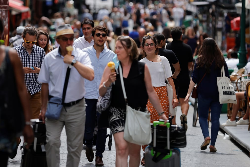 France: la reprise economique se poursuit malgre la quatrieme vague epidemique