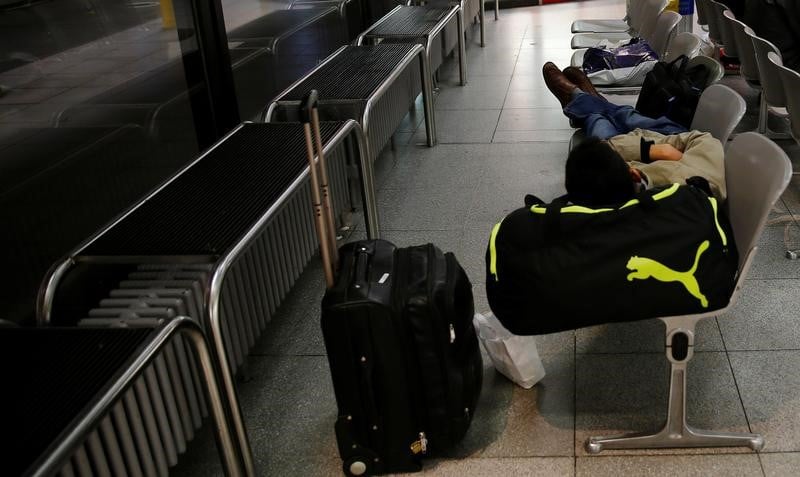 Greve dans les aeroports de berlin, les avions cloues au sol
