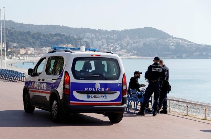 Coronavirus: promenade des anglais fermee a nice et couvre-feu envisage