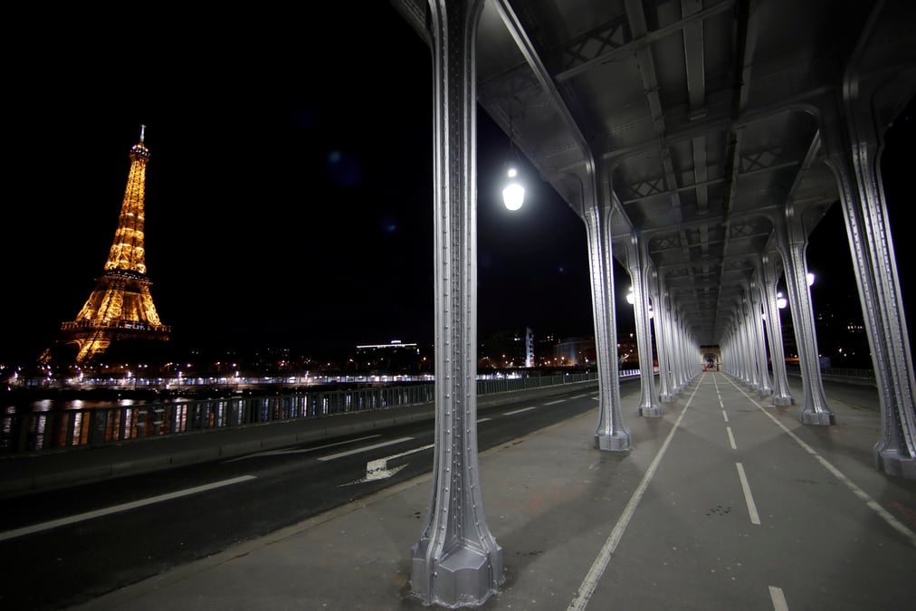 Le moral des menages se degrade en octobre, craintes sur l'inflation