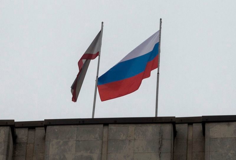 Le président ukrainien lance un avertissement à Moscou