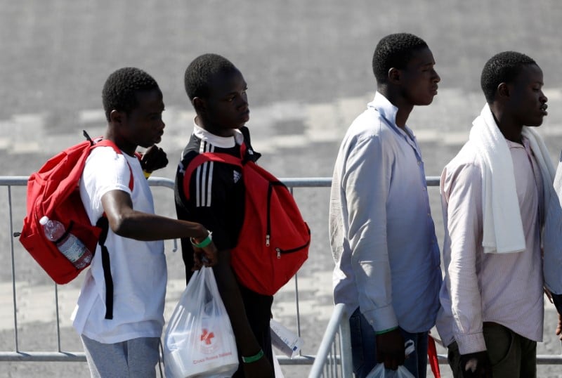 Plus de 11.000 migrants sauves au large de l'italie