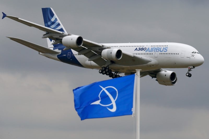 Airbus prevoit de livrer plus d'avions que boeing d'ici 2020