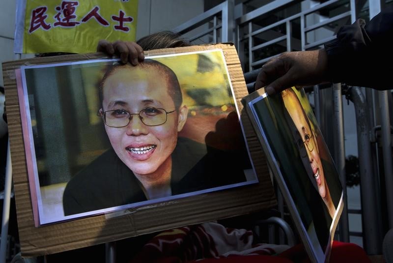 Des medcins etrangers convies au chevet du dissident liu xiaobo