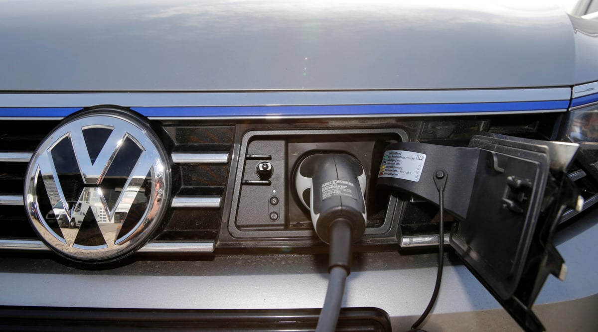 Risque de penurie de metaux pour les constructeurs auto allemands