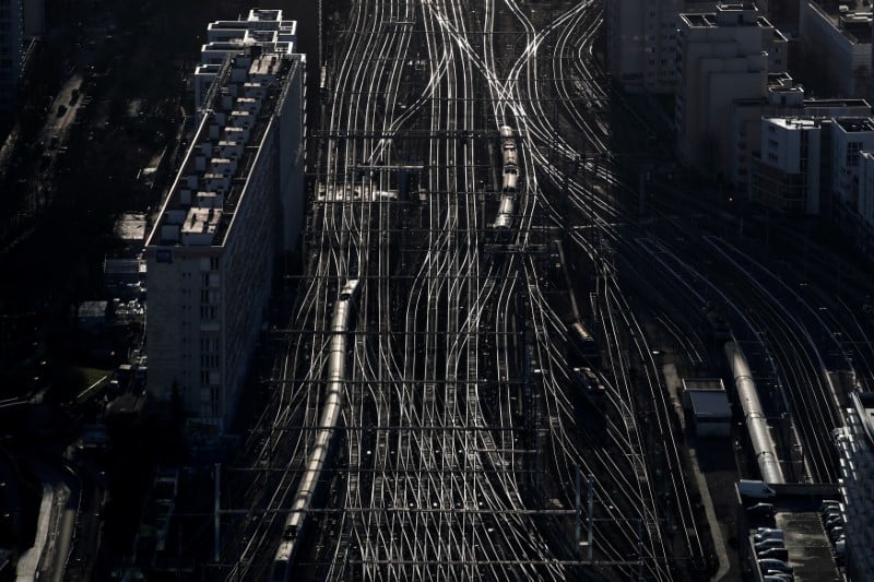 France: de 48 a 80 milliards d'euros a investir dans les transports