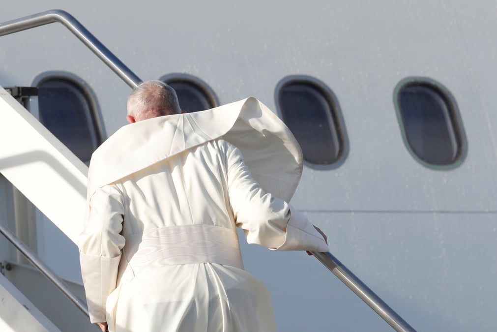 Immigration: "la peur nous rend fous", dit le pape, en route vers le panama