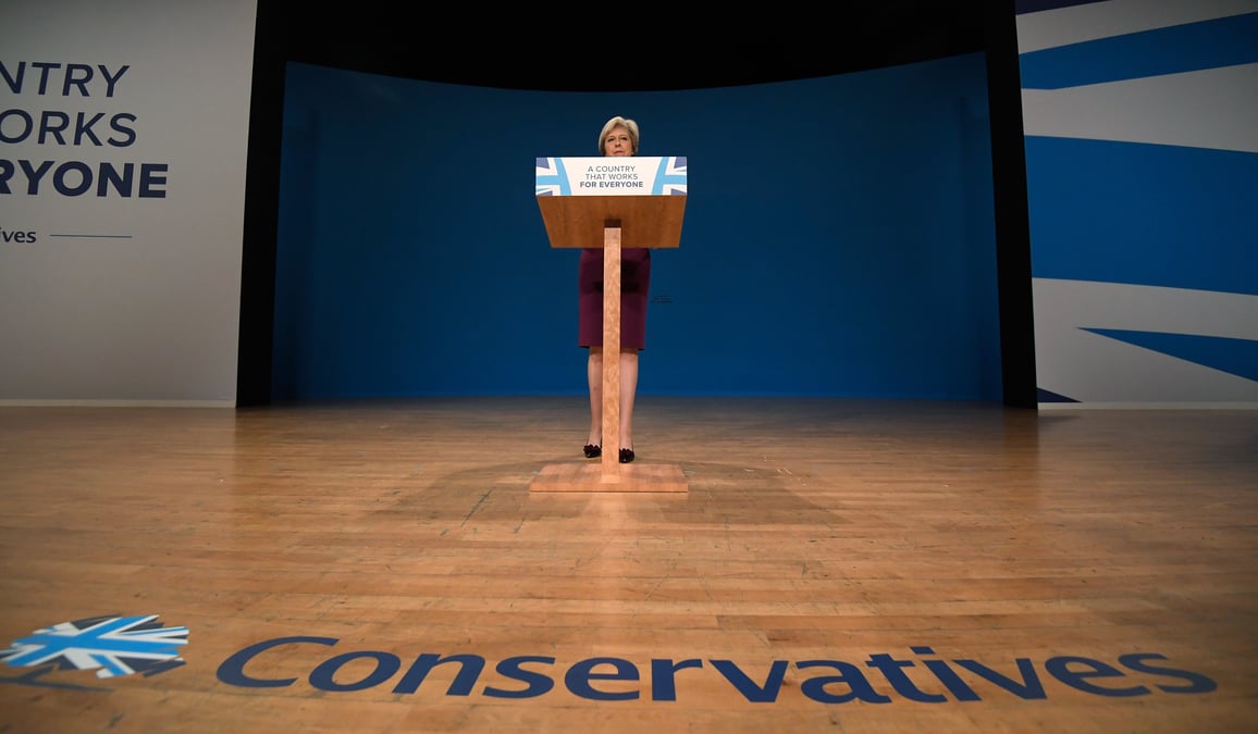 Le nouveau chef des conservateurs designe d'ici fin juillet