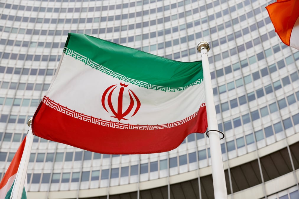 Nucleaire: l'iran pret a des discussions directes avec les europeens, selon press tv