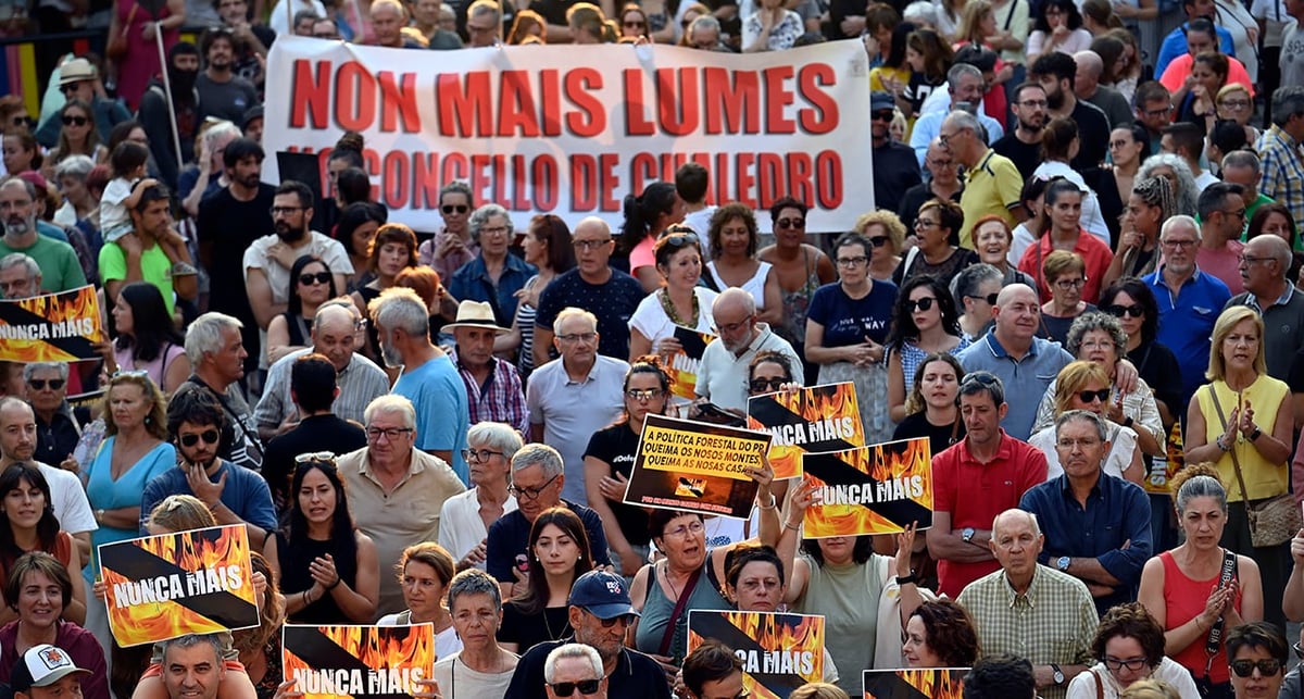 Les manifestants pointent les dirigeants régionaux et nationaux pour leur incompétence et le laisser-faire.