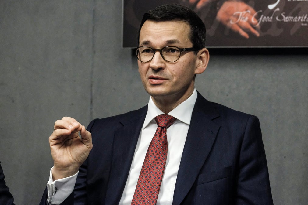 Croix gammees et insultes sur l'ambassade de pologne en israel