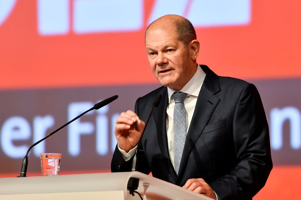 Allemagne: de nouvelles centrales a gaz indispensables pour la securite energetique, dit scholz
